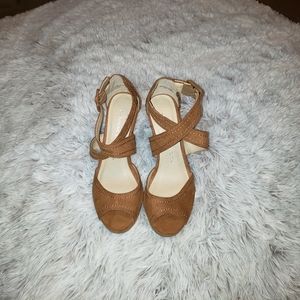 Chinese Laundry 👡